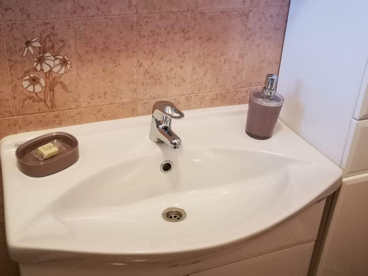 Apartment Andrea Супетар Экстерьер фото